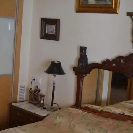 Apartamento Con Terraza Sur 아파트